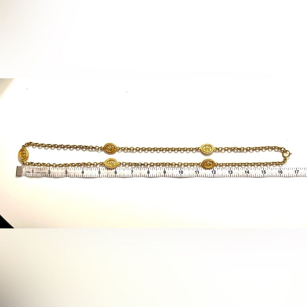 Vintage CC Chanel Gold Chain Station Necklace with Medallion Accents - Picture 4 of 7